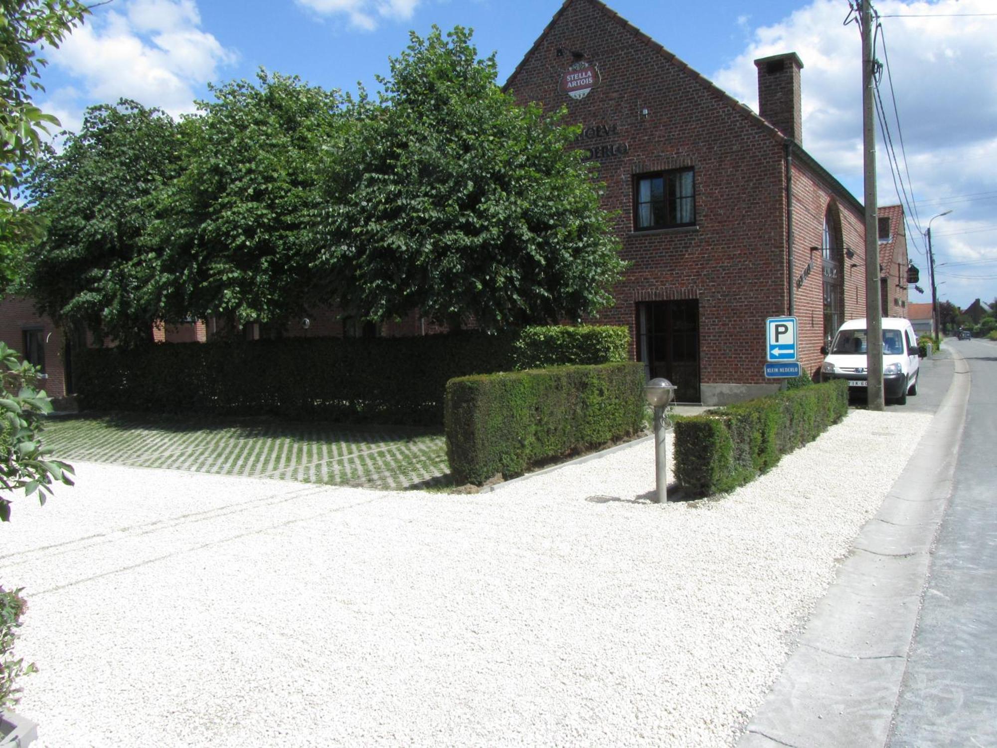 Hotel Klein Nederlo Vlezenbeek Exterior foto